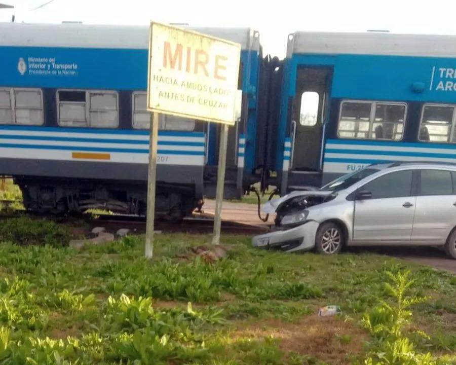 Choque entre tren y automovil